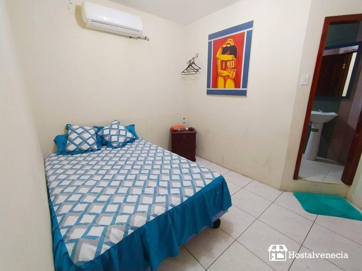 Hostal Venecia -Tu Casa En Manta. Luaran gambar